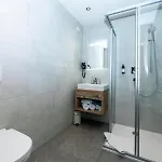 Kohler ゲストハウス 3*